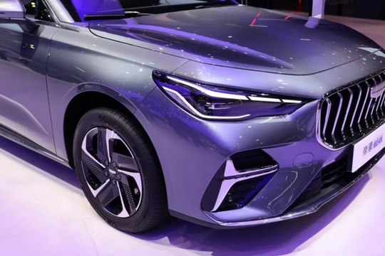 Đây là mẫu ô tô được trang bị công nghệ hybrid, giá chỉ hơn 200 triệu