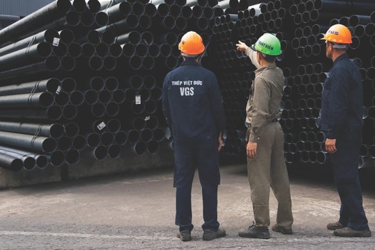 Ngành thép 2026: Thép Việt Đức bất ngờ hạ kế hoạch sau năm lãi lớn