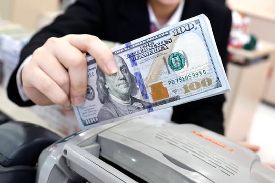 Tỷ giá hôm nay 6/5: Đồng USD mất đà tăng khi căng thẳng Trung Đông hạ nhiệt