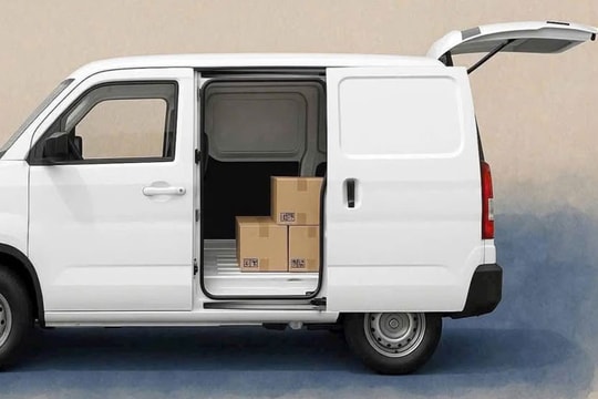 Bất ngờ khi dùng xe điện VinFast EC Van: Chạy khỏe, tiết kiệm rõ rệt và "nhàn" hơn khi giao hàng phố đông