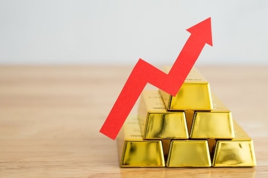Giá vàng năm 2025 tăng “phi mã”