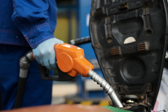 Giá xăng dầu hôm nay 9/5: Bật tăng trở lại trên thế giới