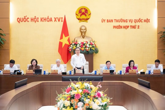 Khai mạc phiên họp thứ 2 của Ủy ban Thường vụ Quốc hội khóa XVI
