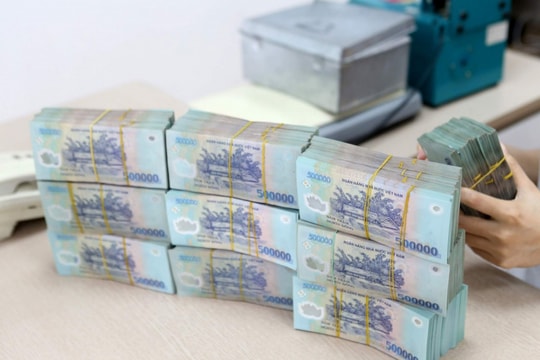 Lãi suất huy động quý II/2026 được dự báo tiếp tục giảm