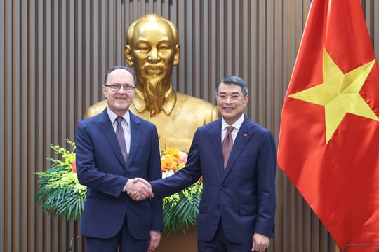 Thủ tướng Lê Minh Hưng tiếp Đại sứ Nga: Việt Nam là một đối tác quan trọng hàng đầu tại châu Á - Thái Bình Dương