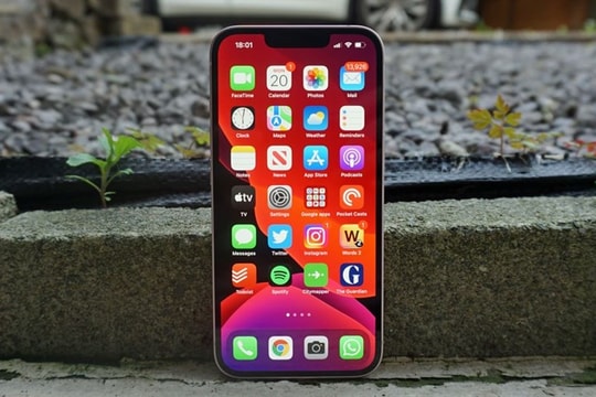 Chiếc iPhone chính hãng giá chỉ 11 triệu: Trang bị chip A15 Bionic, camera kép chất lượng cao