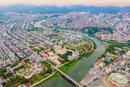 Phường mới của Quảng Ninh, đặc thù “ven biên - ven biển” độc đáo, đang hướng tới trở thành đô thị đêm sầm uất sôi động