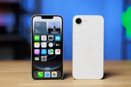 iPhone 16e VN/A: Apple Intelligence và camera Fusion 48MP giá chưa tới 14 triệu đồng