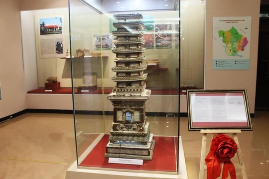 Có một ngôi chùa ở Phú Thọ từng giấu báu vật dưới đáy ao suốt thời chiến, nay là bảo vật quốc gia độc nhất Việt Nam