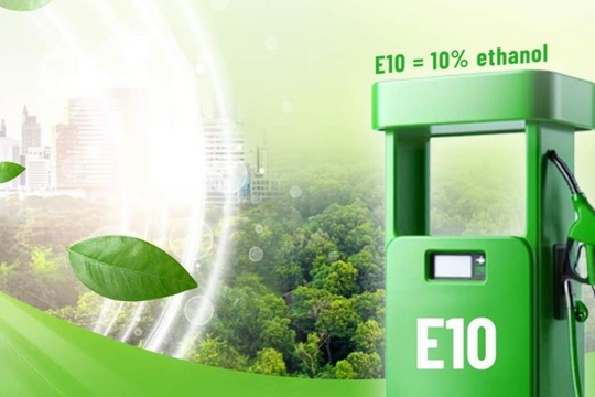 Đổ lẫn xăng E10 và A95: Nhiều người đang làm theo "mẹo" mà không hiểu rõ