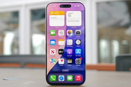 Trải nghiệm chiếc iPhone Pro cuối cùng sở hữu khung Titan: Giá rẻ hơn đời mới cả chục triệu nhưng vẫn quá mạnh