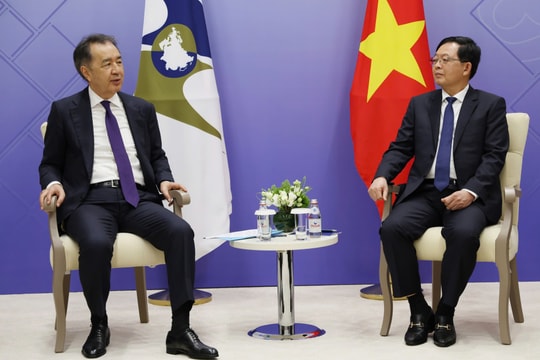 Việt Nam tăng cường kết nối hợp tác với EAEU, Belarus và Cuba