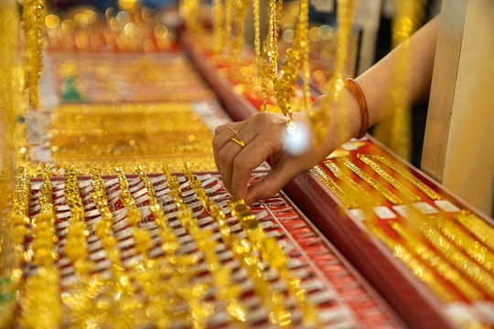 Thị trường kim loại quý 29/5: Giá vàng bật tăng, bạc cũng đảo chiều