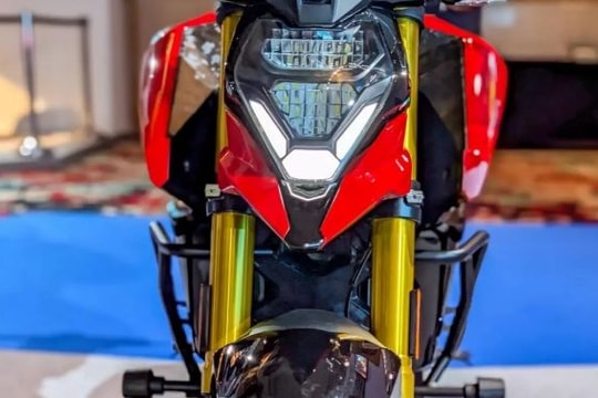 Mẫu xe điện chạy hơn 200km/lần sạc, tốc độ 145 km/h: Thiết kế đậm chất tương lai