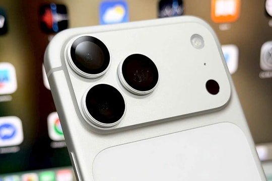 iPhone 17 Pro Max giảm giá mạnh, chỉnh nhỉnh 35 triệu đồng