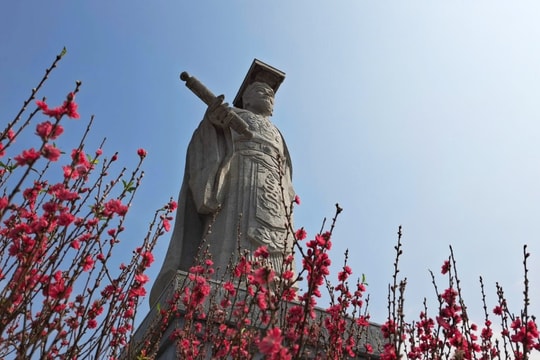 Ngôi đền duy nhất ở Việt Nam thờ 8 vị hoàng đế một triều đại: Nơi lưu giữ dấu ấn vương triều huy hoàng bậc nhất