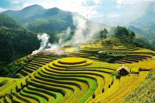 Có một vùng đất ở Thanh Hóa được ví như “Tây Bắc thu nhỏ”: Ruộng bậc thang đẹp mê mẩn, văn hóa bản địa đặc sắc