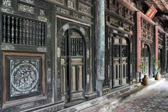 Ngôi nhà cổ hơn 100 năm tuổi được xem là lâu đời nhất miền Tây: Chủ nhân từng sở hữu 2.000 mẫu đất, lưu giữ nghệ thuật chạm khắc hiếm có