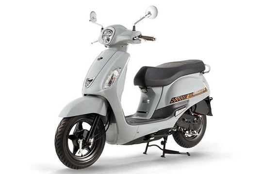 Chạy thử xe ga không cần bằng lái dưới 30 triệu đồng: Ngoại hình thanh lịch, có smartkey và cực hợp đi phố