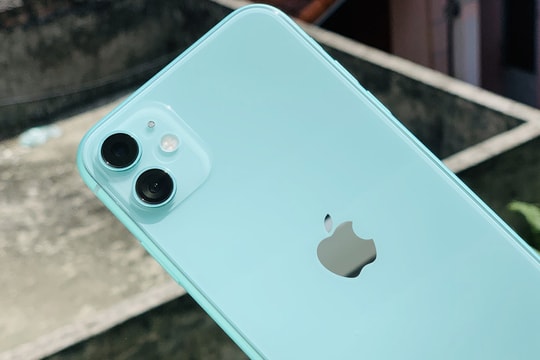 iPhone giá dưới 10 triệu đồng vẫn gây sốt nhờ camera kép, Face ID và hiệu năng bền bỉ