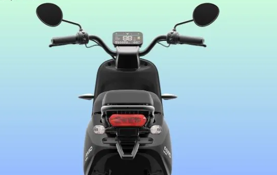 Xe điện dành cho học sinh, giá hơn 11 triệu: Đi tới 65 km/lần sạc, chi phí sử dụng cực thấp
