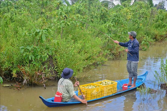 Khơi dậy khát vọng làm giàu, xây dựng nông thôn mới bền vững