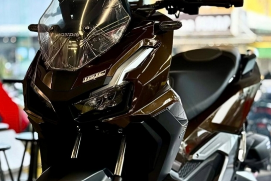Honda mở bán xe ga 160cc hoàn toàn mới: Thiết kế đậm chất phiêu lưu, công nghệ vượt trội