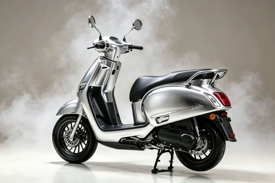 Yamaha trình làng mẫu xe ga với thiết kế cổ điển: Có ABS, camera hành trình nguyên bản