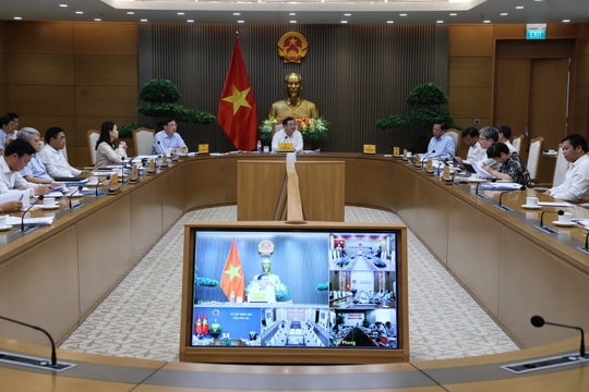 Phó Thủ tướng Thường trực Phạm Gia Túc: Bảo đảm tiến độ dự án đường sắt Lào Cai - Hà Nội - Hải Phòng, tuân thủ nghiêm ngặt quy trình