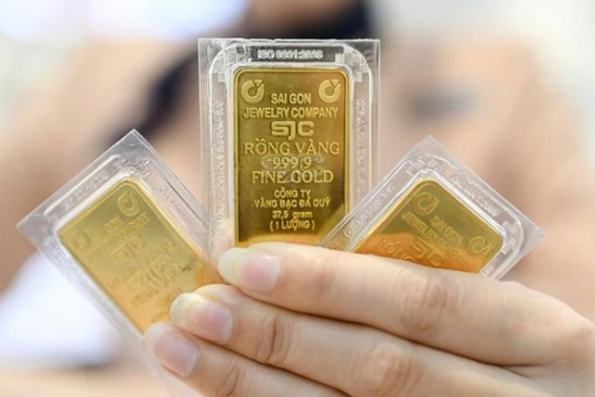 Giá vàng hôm nay 17/6: Bất ngờ bứt tốc mạnh, người chờ giá giảm có đang bỏ lỡ cơ hội?