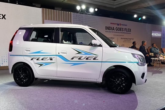Suzuki ra mắt ô tô mới giá chỉ 173 triệu đồng: Rẻ gần bằng xe máy cao cấp