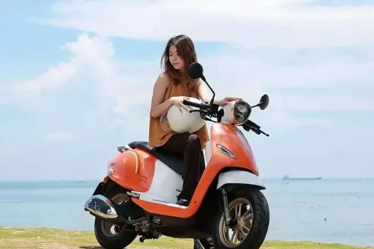 Mẫu xe ga vừa ra mắt khiến Honda Vision "lép vế": Có ABS, TCS, màn hình TFT, giá hơn 30 triệu đồng