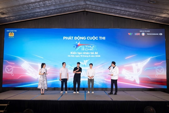 Techcombank tiếp tục đồng tổ chức và tài trợ độc quyền “AI Thực Chiến” mùa 2