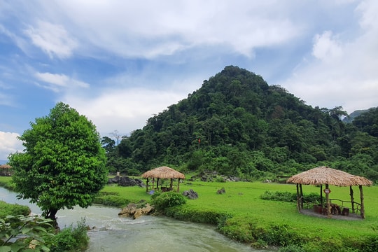 Nơi được ví là "Đà Lạt của Phú Thọ": Ban ngày mát mẻ, đêm se lạnh, đủ trải nghiệm cho chuyến đi 2 ngày 1 đêm