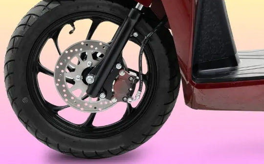 Cầm lái mẫu xe máy điện với diện mạo như xe xăng: Đầm chắc, lướt êm, giá chỉ 23 triệu