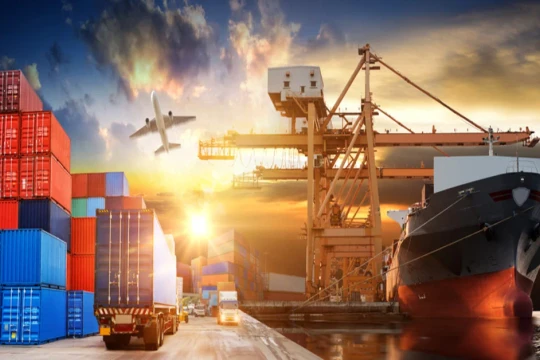 Xuất nhập khẩu tăng gần 25%, Việt Nam tiến sát mốc 500 tỷ USD sau 5 tháng