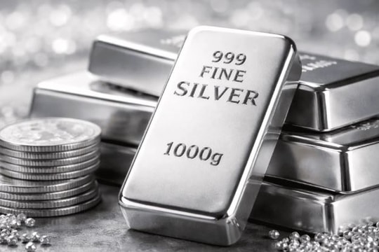 Giá bạc hôm nay 24/6: Đồng loạt giảm mạnh